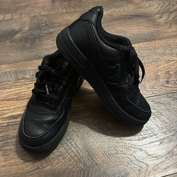 Nike Other - Nike Air Force 1’s size 2Y